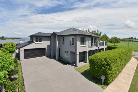 Photo of property in 20 Crombie Green, Northwood, Christchurch, 8051