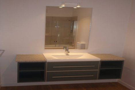 Photo of property in 74 Clare Road, St Albans, Christchurch, 8014