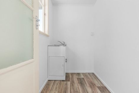Photo of property in 5a Paul Crescent, Fairfield, Hamilton, 3214