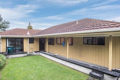Photo of property in 21 Huia Street, Waikanae, 5036