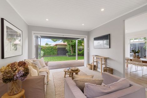 Photo of property in 45 Paparoa Street, Papanui, Christchurch, 8053