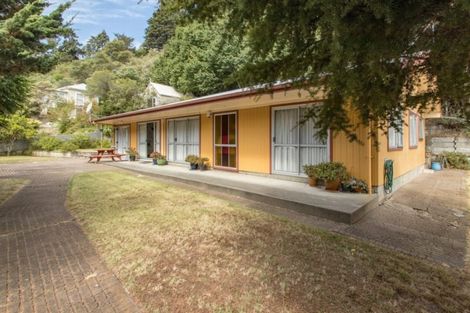 Photo of property in 21 Main Street, Hospital Hill, Napier, 4110