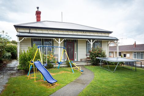 Photo of property in 12-12a Campbell Street, Maori Hill, Timaru, 7910