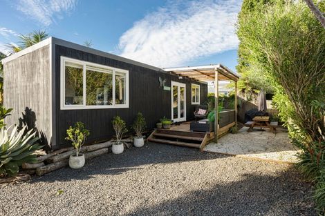 Photo of property in 14 Catherine Crescent, Whitianga, 3510