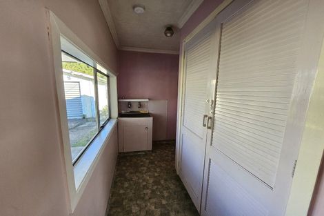 Photo of property in 27 Inverness Street, Dunollie, Runanga, 7803