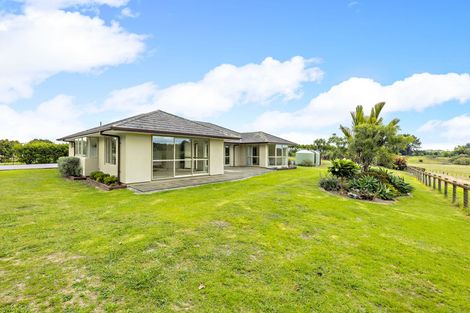 Photo of property in 57 Old Barn Road, Opaheke, Papakura, 2584