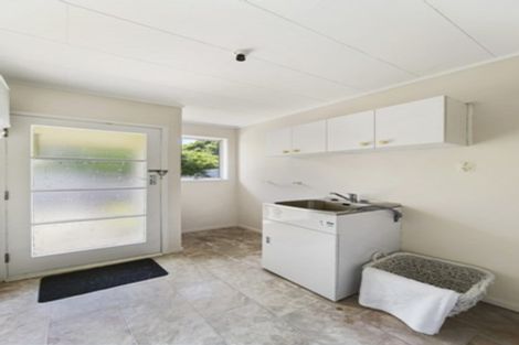 Photo of property in 4 Robert Allan Way, Pakuranga Heights, Auckland, 2010