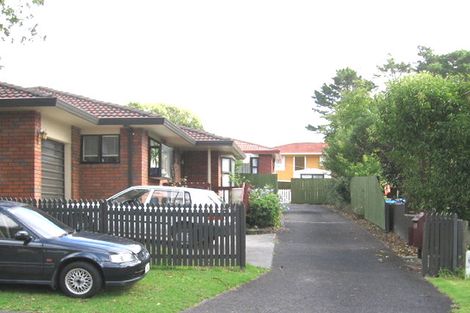 Photo of property in 3 Allington Road, Massey, Auckland, 0614