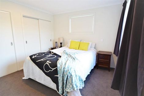 Photo of property in 11 Phoenix Place, Cromwell, 9310