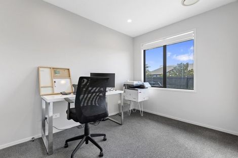 Photo of property in 2 Pimelea Street, Papamoa Beach, Papamoa, 3118