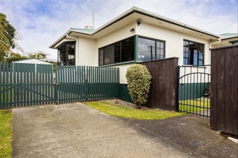 Photo of property in 7 Wicksteed Street, Vogeltown, New Plymouth, 4310