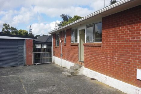 Photo of property in 15 Burndale Terrace, Manurewa, Auckland, 2102