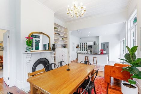 Photo of property in 262 Glengarry Road, Glen Eden, Auckland, 0602