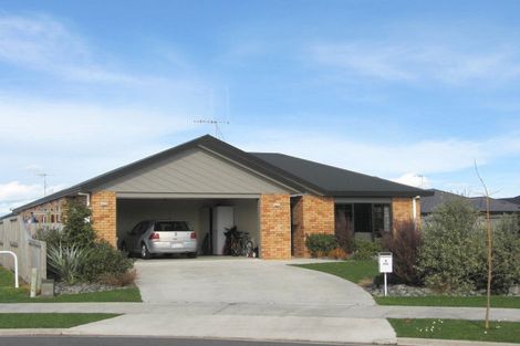 Photo of property in 9 Sandowne Close, Rototuna North, Hamilton, 3210