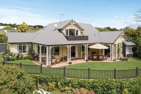 Photo of property in 38 Revell Drive, Ohauiti, Tauranga, 3112