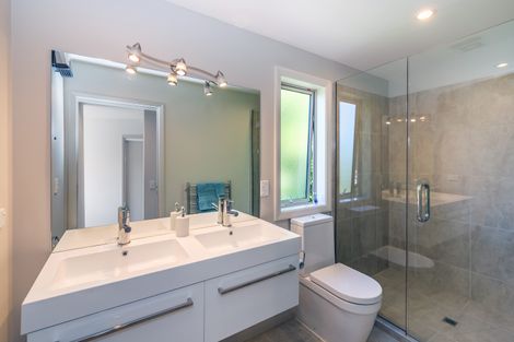 Photo of property in 38 Millhill Lane, Huntsbury, Christchurch, 8022