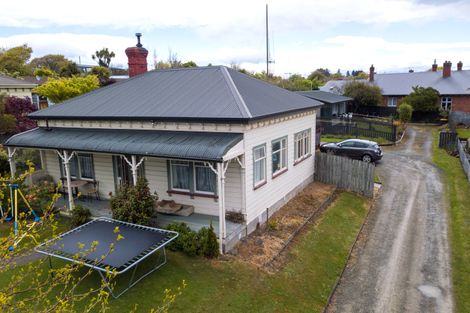 Photo of property in 12-12a Campbell Street, Maori Hill, Timaru, 7910