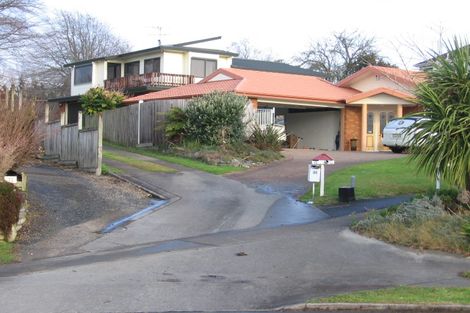 Photo of property in 33 Cromwell Drive, Fitzroy, Hamilton, 3206