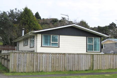 Photo of property in 23 Vancouver Place, Marfell, New Plymouth, 4310