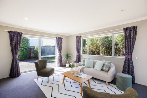 Photo of property in 51 Tennyson Avenue, Kelvin Grove, Palmerston North, 4414