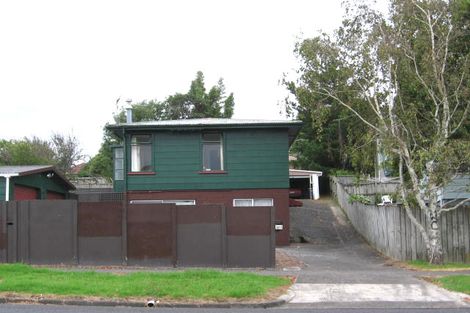 Photo of property in 2/22 Captain Scott Road, Glen Eden, Auckland, 0602