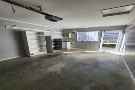 Photo of property in 35b Grays Road, Camborne, Porirua, 5026