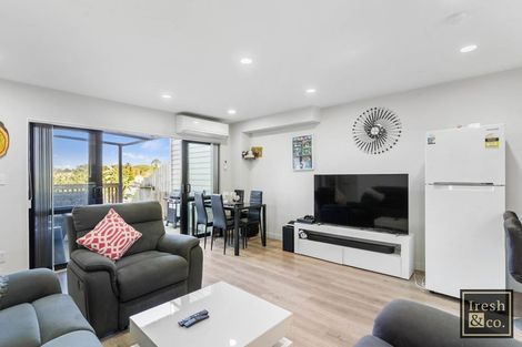 Photo of property in 12 Kohuora Lane, Papatoetoe, Auckland, 2025