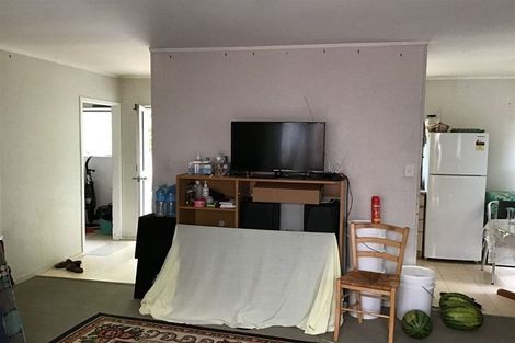 Photo of property in 4/52 Tudor Road, Henderson, Auckland, 0610