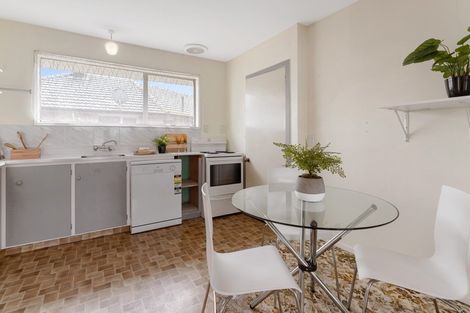 Photo of property in 84 Pacific Road, North New Brighton, Christchurch, 8083