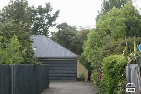 Photo of property in 2/40 Grimseys Road, Redwood, Christchurch, 8051