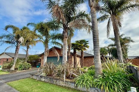 Photo of property in 13 Maccallum Court, Rototuna, Hamilton, 3210