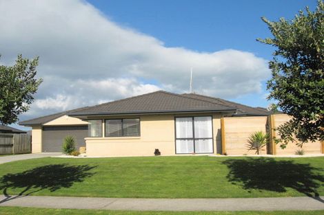 Photo of property in 21 Evansbel Place, Papamoa Beach, Papamoa, 3118