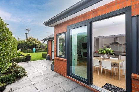 Photo of property in 11 Lloyd Street, Strowan, Christchurch, 8052