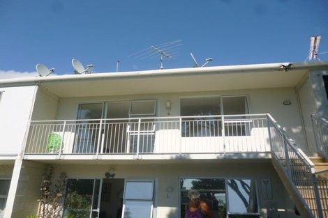 Photo of property in 5m The Esplanade, Eastern Beach, Auckland, 2012