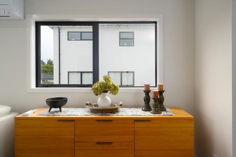 Photo of property in 140 Jamaica Drive, Grenada North, Wellington, 5028