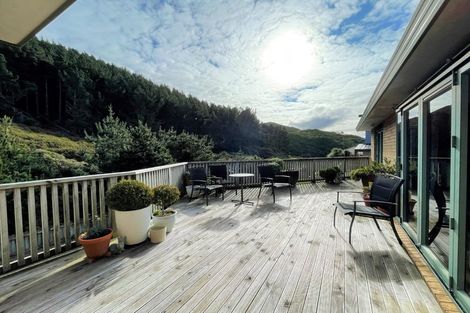 Photo of property in 49 Furlong Crescent, Churton Park, Wellington, 6037