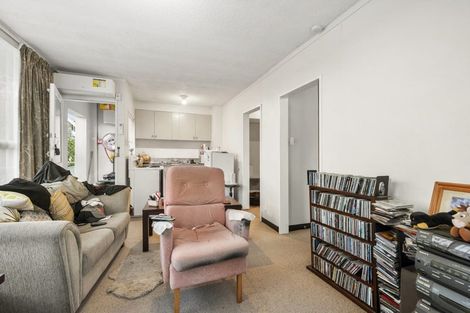 Photo of property in 2/4 Kenwyn Terrace, Newtown, Wellington, 6021