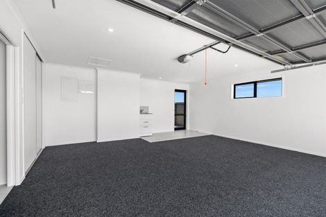 Photo of property in 77 Kaurinui Crescent, One Tree Point, 0118