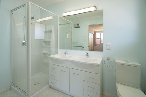 Photo of property in 5 Stead Crescent, Stoke, Nelson, 7011