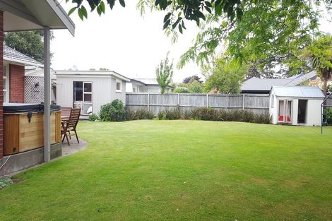 Photo of property in 205a Matsons Avenue, Papanui, Christchurch, 8053