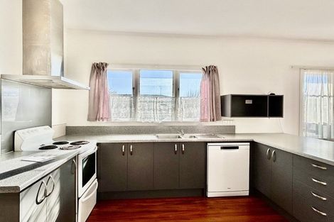 Photo of property in 37 King Street, Taradale, Napier, 4112