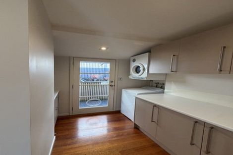Photo of property in 24 Clovelly Road, Bucklands Beach, Auckland, 2012