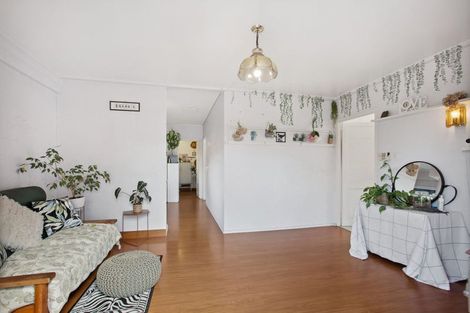 Photo of property in 45 Pigeon Mountain Road, Half Moon Bay, Auckland, 2012