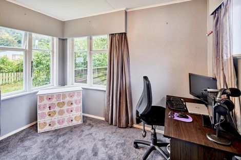 Photo of property in 168 Wellington Road, Wainuiomata, Lower Hutt, 5014