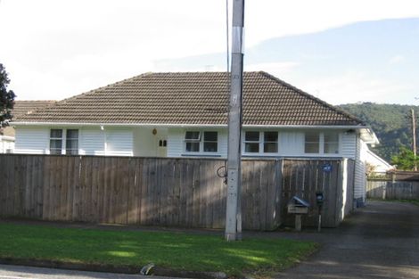 Photo of property in 2/1159 High Street, Taita, Lower Hutt, 5011