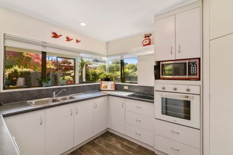 Photo of property in 74a Grand Vue Road, Kawaha Point, Rotorua, 3010