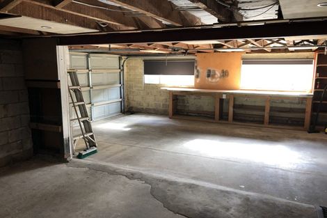 Photo of property in 145 Golf Road, Titirangi, Auckland, 0600