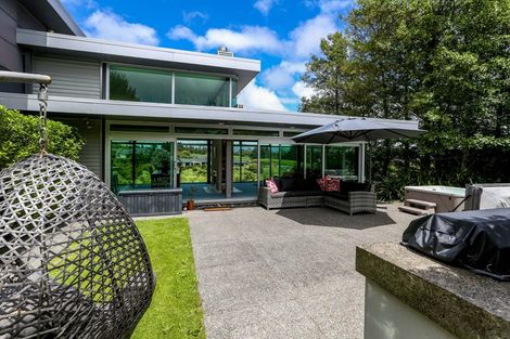 Photo of property in 6b Highfield Place, Highlands Park, New Plymouth, 4312