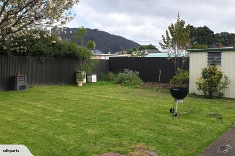Photo of property in 58 Hall Crescent, Epuni, Lower Hutt, 5011
