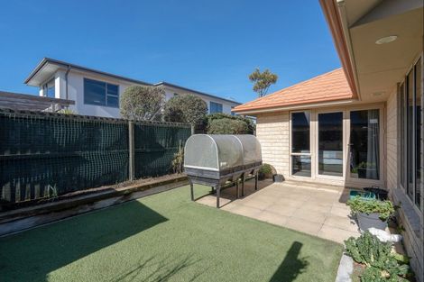 Photo of property in 3 Sandpiper Place, Waimairi Beach, Christchurch, 8083